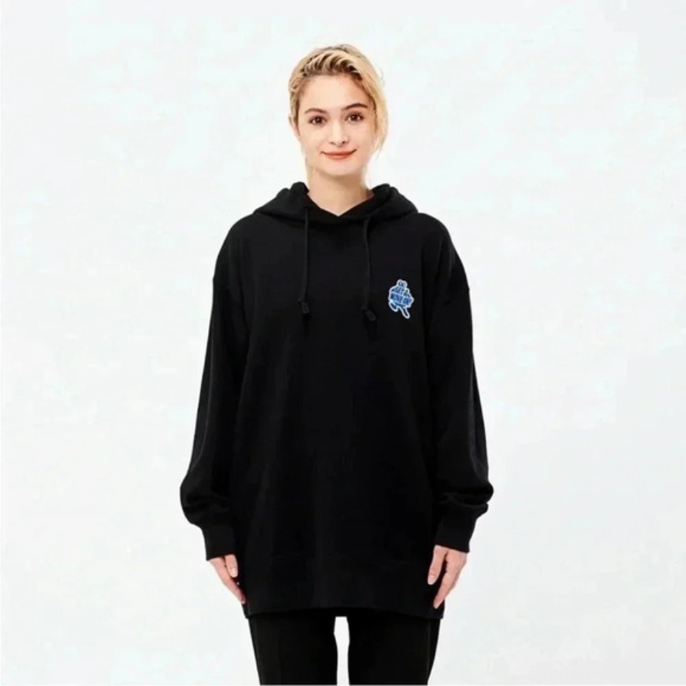 Uniqlo x Verdy Get A Move On Hoodie Oversized Size L unisex